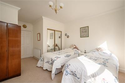 60/3 Campbell Avenue, Edinburgh, EH12 6DN - image 17