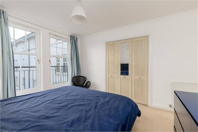 Flat 4,
3 Avenel,
Edinburgh,
EH4 6GX - image 17