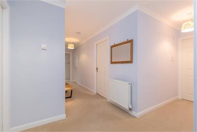 Flat 4,
3 Avenel,
Edinburgh,
EH4 6GX - image 22