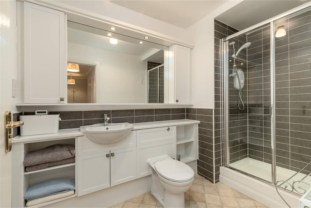 Flat 4,
3 Avenel,
Edinburgh,
EH4 6GX - image 26