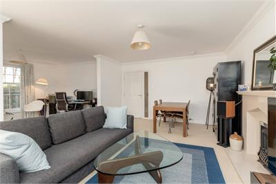 Flat 4,
3 Avenel,
Edinburgh,
EH4 6GX - image 5