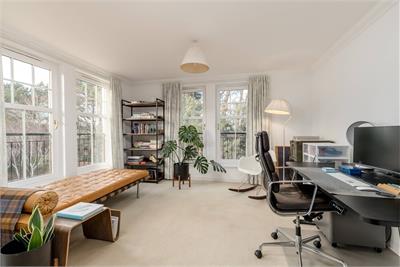 Flat 4,
3 Avenel,
Edinburgh,
EH4 6GX - image 8
