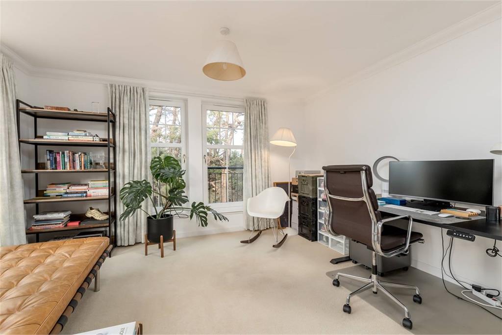 Flat 4,
3 Avenel,
Edinburgh,
EH4 6GX - image 9