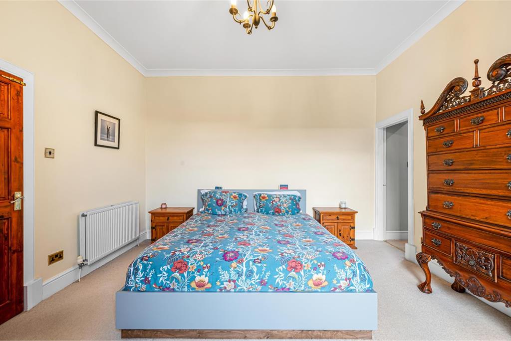 Station House,
45 Station Road,
Oakley,
Dunfermline,
KY12 9NW - image 23