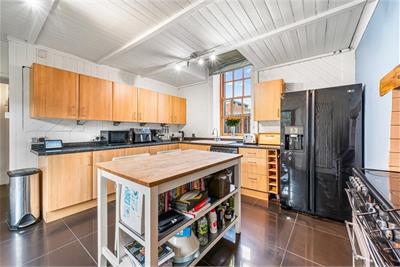 Station House,
45 Station Road,
Oakley,
Dunfermline,
KY12 9NW - image 9