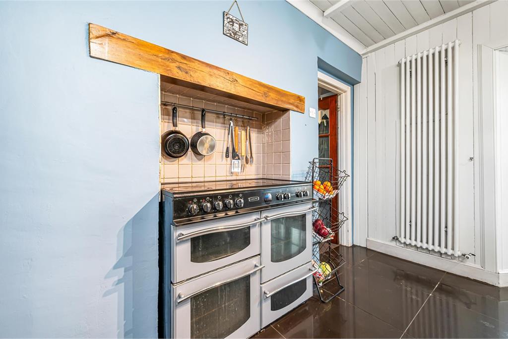 Station House,
45 Station Road,
Oakley,
Dunfermline,
KY12 9NW - image 10