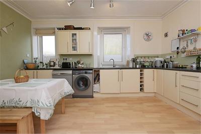 26 Wellogate Place, , Hawick, TD9 9JG - image 7