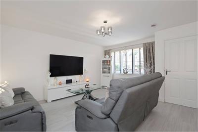 33 Poynters Road, , Broxburn, EH52 5ED - image 2