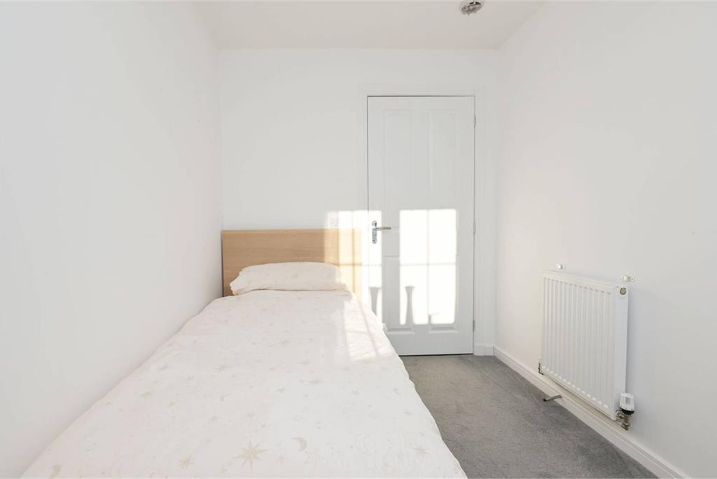 33 Poynters Road, , Broxburn, EH52 5ED - image 13
