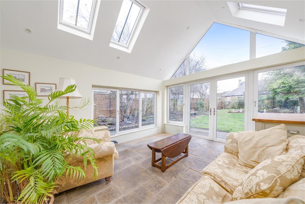Bellevue House,
Bowmont Street,
Kelso,
TD5 7DZ - image 3