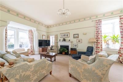 Bellevue House,
Bowmont Street,
Kelso,
TD5 7DZ - image 6