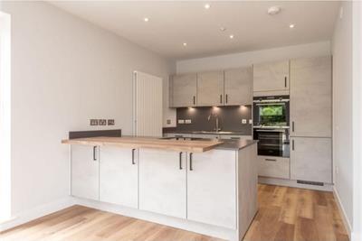 Flat 1, 1 Adler Gait, Barnton, EH4 6BF - image 4