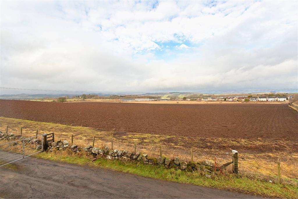 Lathro Farm Cottage Milnathort Road, , KY13 9SY - image 25