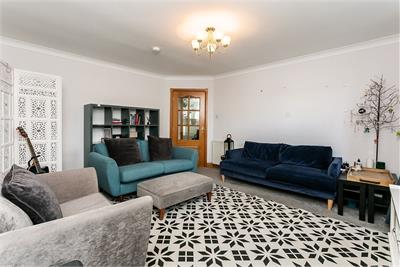2 Station Mews,
Kirknewton,
EH27 8BZ - image 5