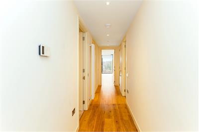5/17 Simpson Loan, Edinburgh, EH3 9GX - image 12
