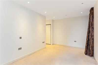 5/17 Simpson Loan, Edinburgh, EH3 9GX - image 14