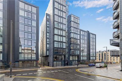 5/17 Simpson Loan, Edinburgh, EH3 9GX - image 1