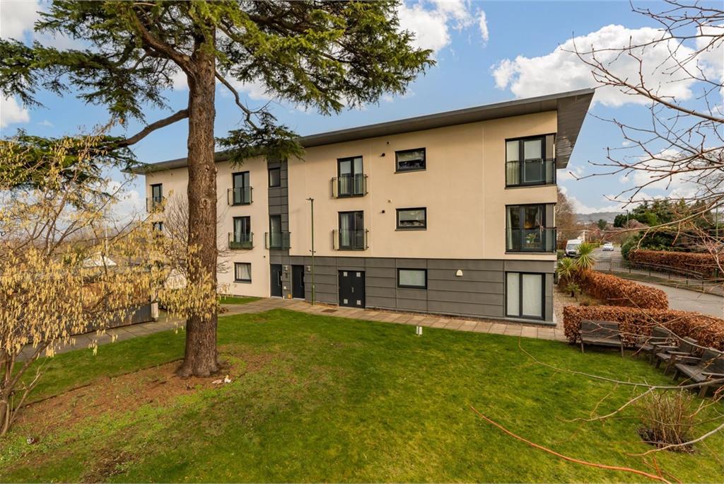 2/11 Burnbrae Drive, Edinburgh, EH12 8AS - image 24