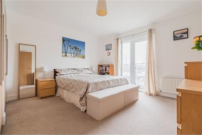 2/11 Burnbrae Drive, Edinburgh, EH12 8AS - image 6