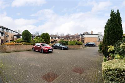 67/4 Craiglockhart Terrace, Edinburgh, EH14 1XH - image 17