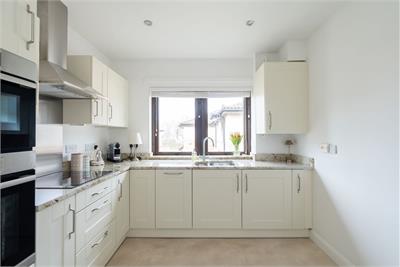 67/4 Craiglockhart Terrace, Edinburgh, EH14 1XH - image 4