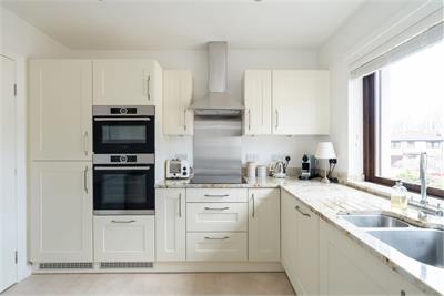 67/4 Craiglockhart Terrace, Edinburgh, EH14 1XH - image 5
