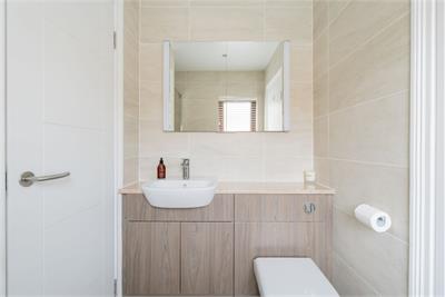 67/4 Craiglockhart Terrace, Edinburgh, EH14 1XH - image 8