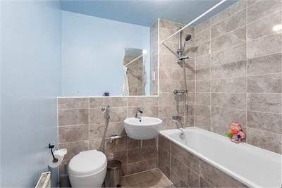 Flat 4,12 East Pilton Farm Avenue, , EH5 2GB - image 11
