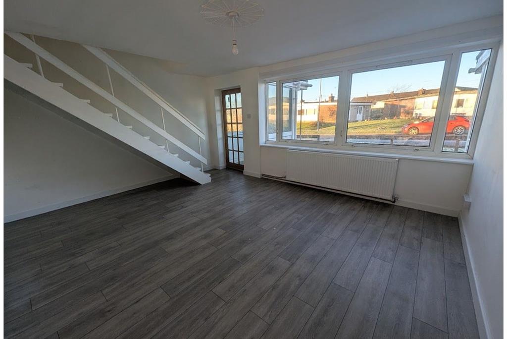 187 Lochside Road,
Dumfries,
DG2 0EJ - image 3