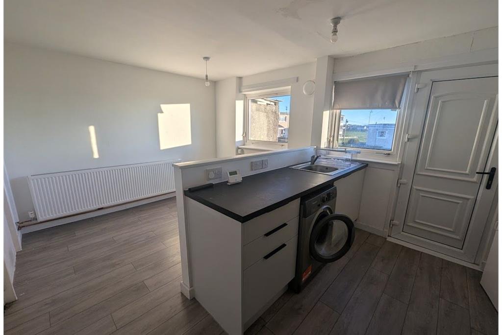 187 Lochside Road,
Dumfries,
DG2 0EJ - image 6