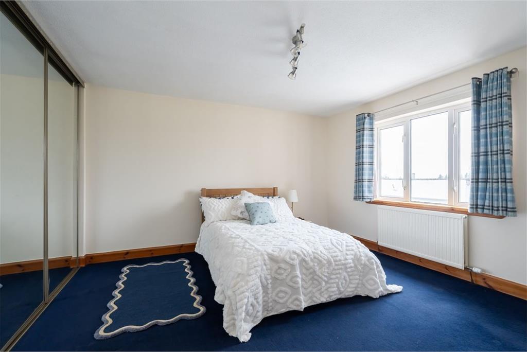 10 Lanark Road West, Juniper Green, EH14 5ER - image 20