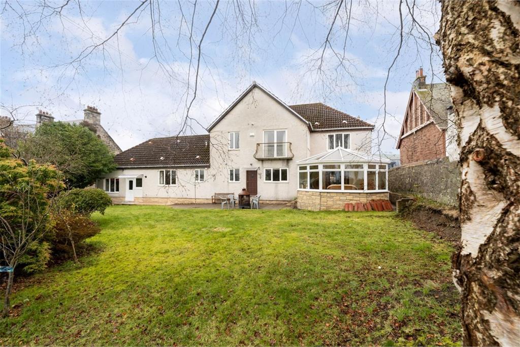 10 Lanark Road West, Juniper Green, EH14 5ER - image 23