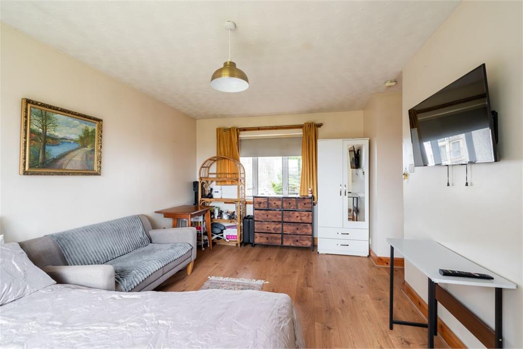 10 Lanark Road West, Juniper Green, EH14 5ER - image 29