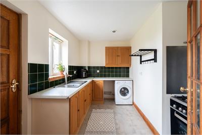 10 Lanark Road West, Juniper Green, EH14 5ER - image 10