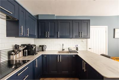 25 Dewar Place Lane, Edinburgh, EH3 8EF - image 8