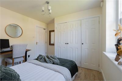 19/4 Margaret Rose Drive, Edinburgh, EH10 7ER - image 12