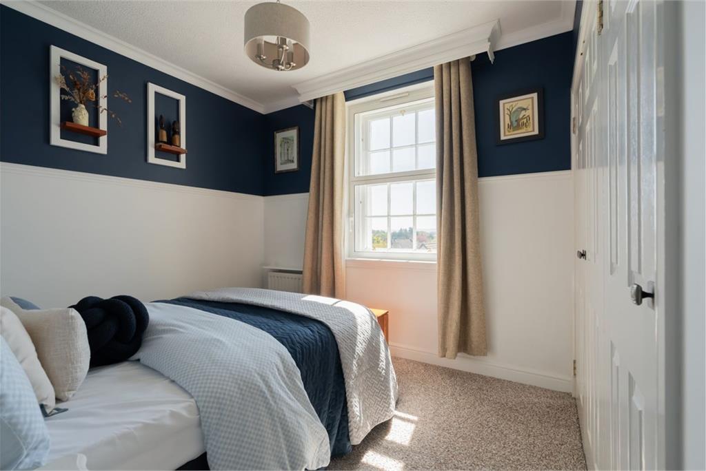 19/4 Margaret Rose Drive, Edinburgh, EH10 7ER - image 13