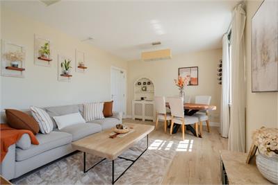 19/4 Margaret Rose Drive, Edinburgh, EH10 7ER - image 3