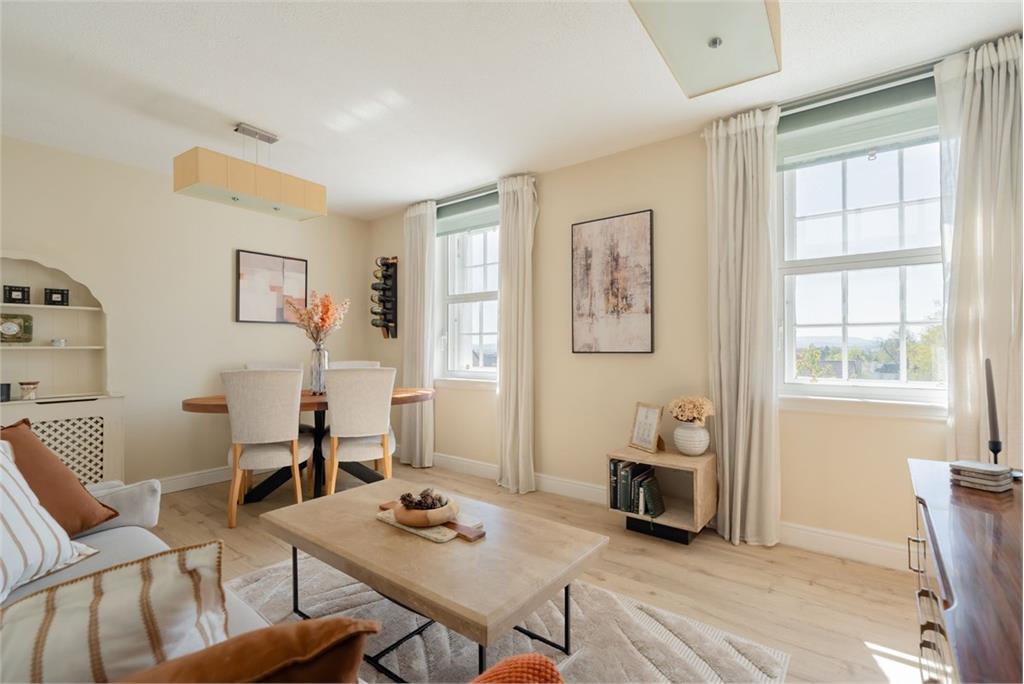 19/4 Margaret Rose Drive, Edinburgh, EH10 7ER - image 4