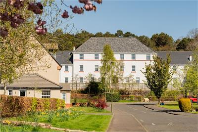 19/4 Margaret Rose Drive, Edinburgh, EH10 7ER - image 1