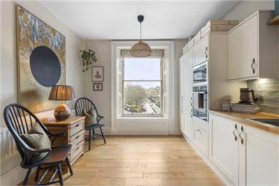 60/3 Palmerston Place,
West End,
Edinburgh,
EH12 5AY - image 2