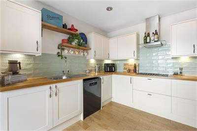 60/3 Palmerston Place,
West End,
Edinburgh,
EH12 5AY - image 14