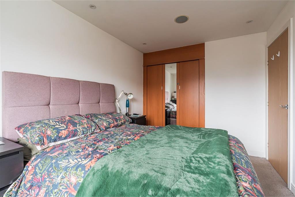 35/1 Waterfront Avenue, Edinburgh, EH5 1JD - image 7