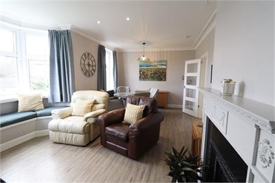 Gleniris, 54 Abercromby Road, Castle Douglas, DG7 1BA - image 6