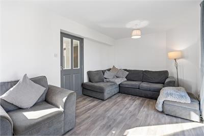 24 Carlaverock Court, Tranent, EH33 2PQ - image 3