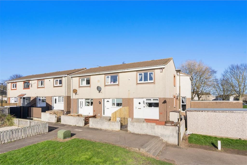 24 Carlaverock Court,
Tranent,
EH33 2PQ - image 1