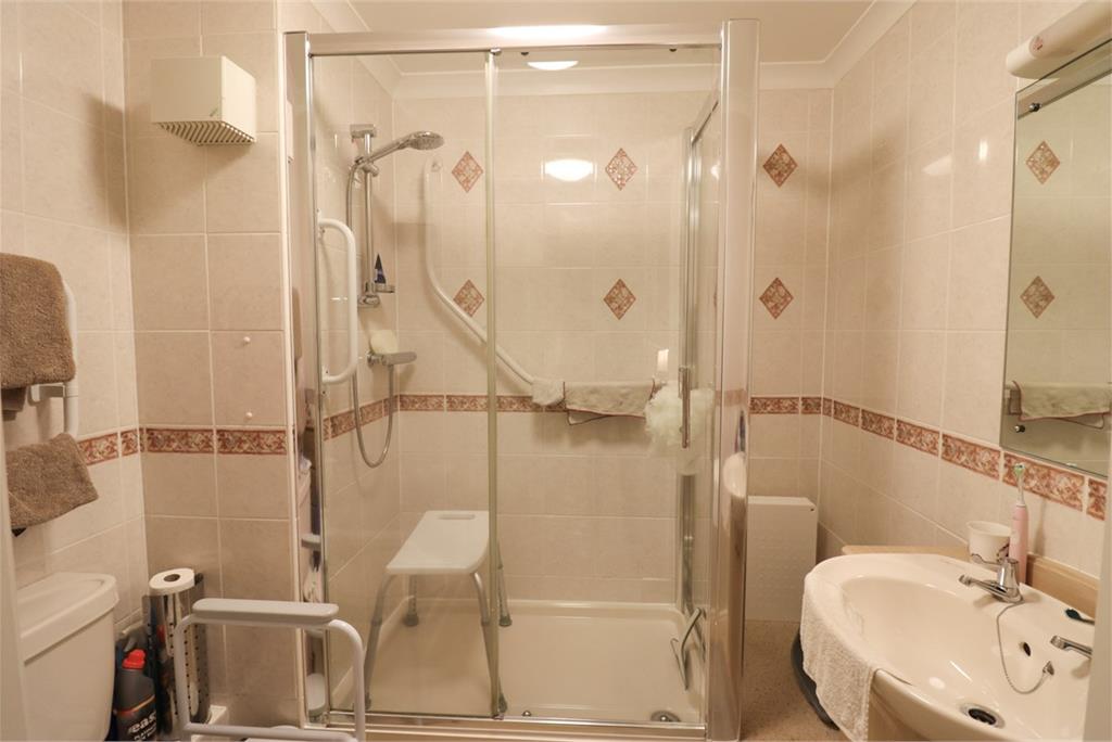Flat 22,
The Granary,
Glebe Street,
Dumfries,
DG1 2LU - image 14
