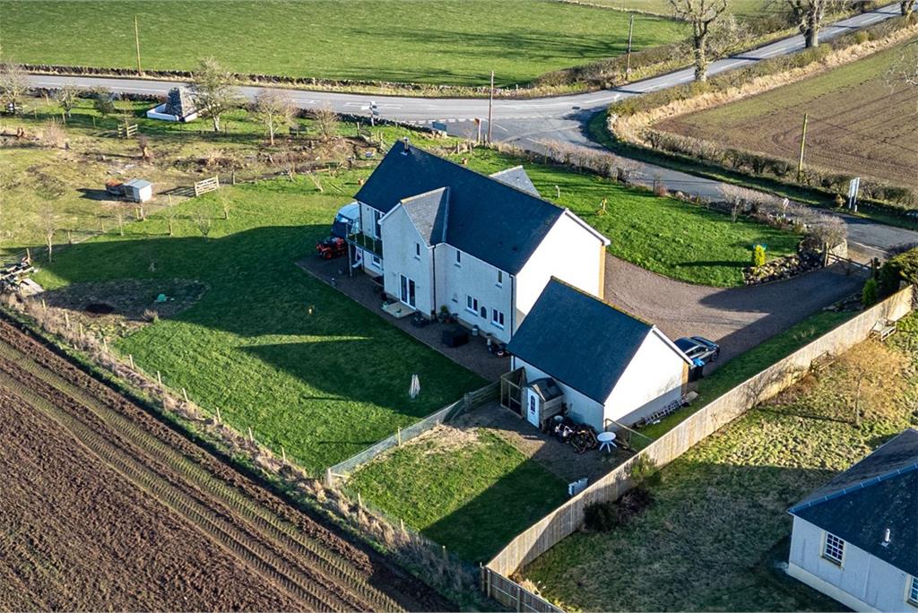 Castlegarth, Cheviot View, Hume, TD5 7TP - image 2