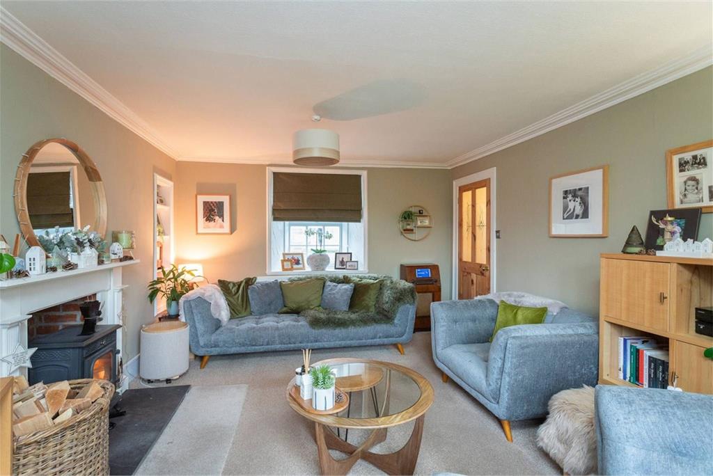 44 Belmont Street, Newtyle, PH12 8UE - image 3
