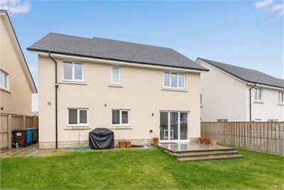 20 Ben Macdui Drive, East Calder, EH53 0UY - image 23